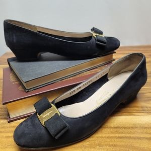 Salvatore Ferragamo boutique black vara shoes, 7.5 AAAA, extra narrow